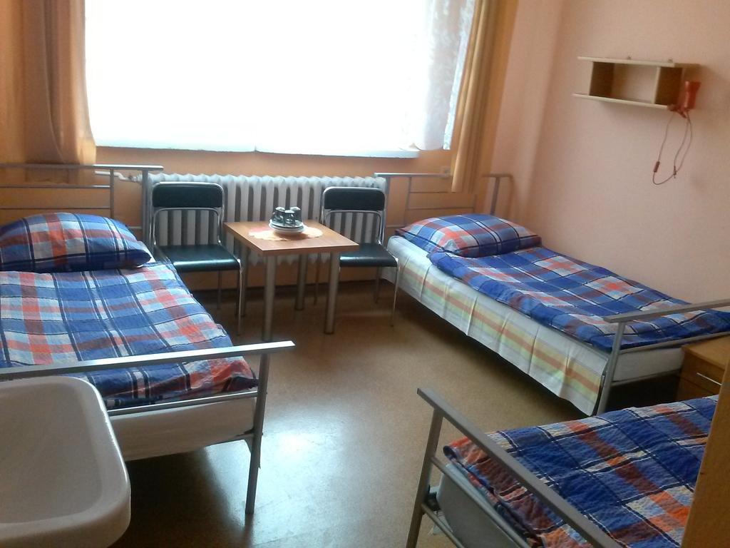 Pod Zielonym Kogutem Hostel Duszniki Zdrój Δωμάτιο φωτογραφία