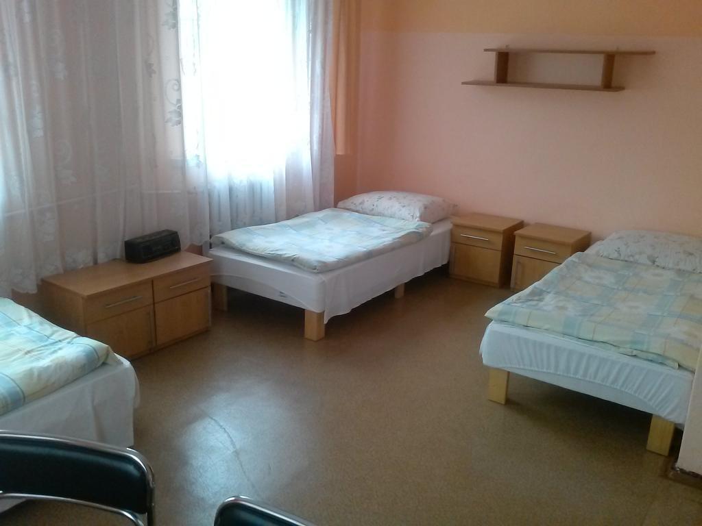 Pod Zielonym Kogutem Hostel Duszniki Zdrój Δωμάτιο φωτογραφία