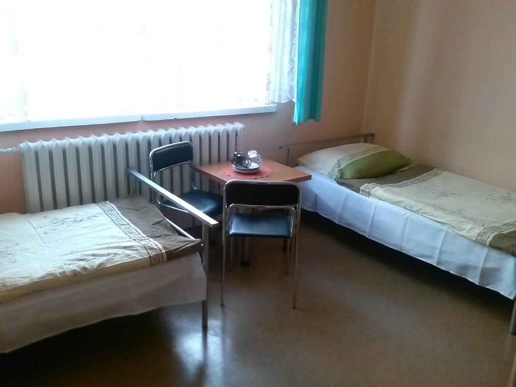 Pod Zielonym Kogutem Hostel Duszniki Zdrój Δωμάτιο φωτογραφία