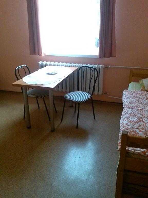 Pod Zielonym Kogutem Hostel Duszniki Zdrój Δωμάτιο φωτογραφία